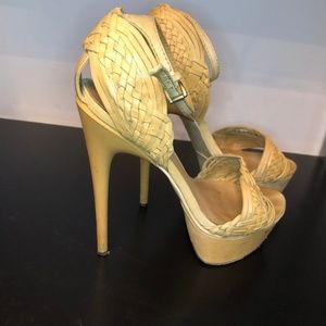 L.A.M.B. Nude Heels Size 9